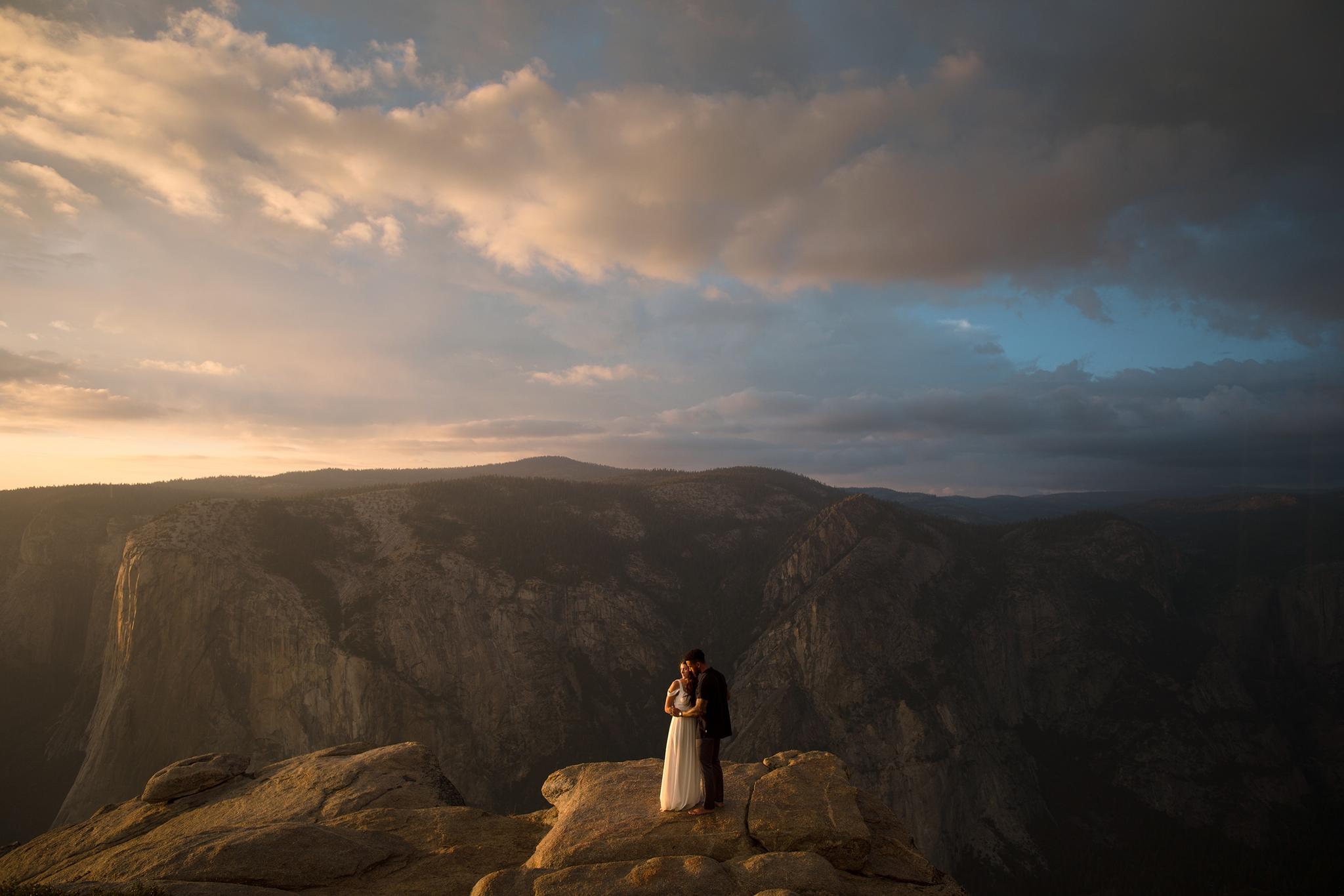 Banff & Canmore Wedding Photographer Portfolio | Destination Weddings Worldwide
