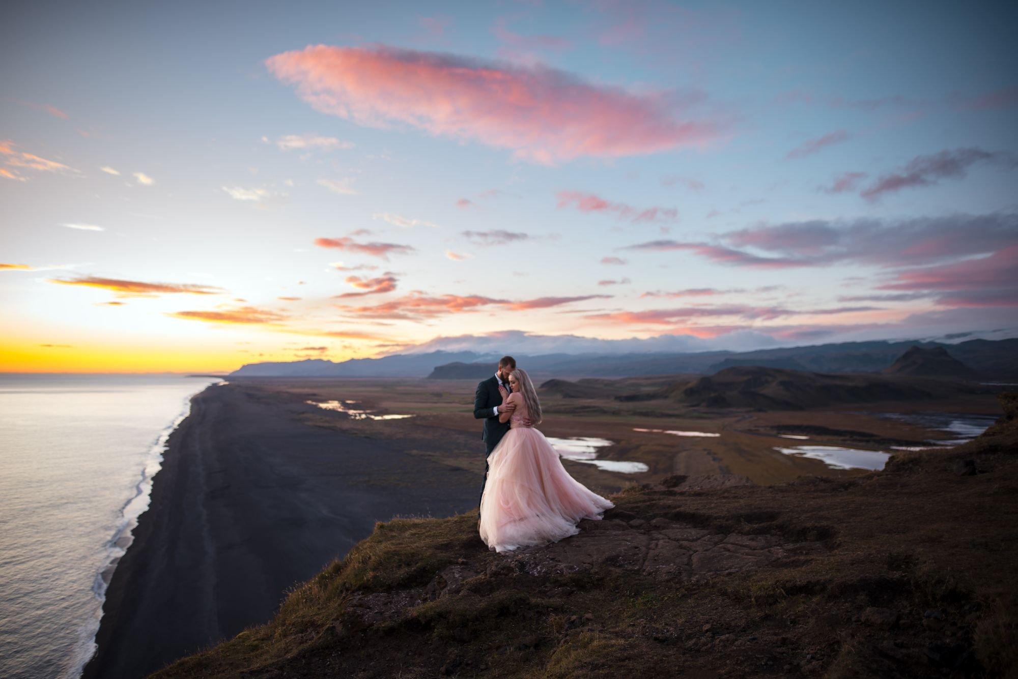 carousel-hero-element image-4